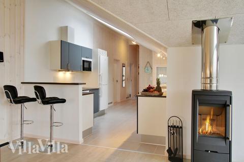 Köket i lyxstuga nr 708 är generöst inrett.