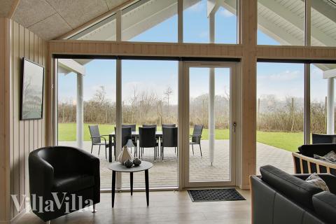 Ni kan sitta 16 personer tillsammans i vardagsrummet när ni besöker lyxhus nr 709 i Tyskland.