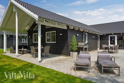 Stor terrass i lyxstuga nr 715 i Tyskland.