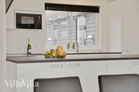 Köket i lyxstuga nr 388 är generöst inrett.