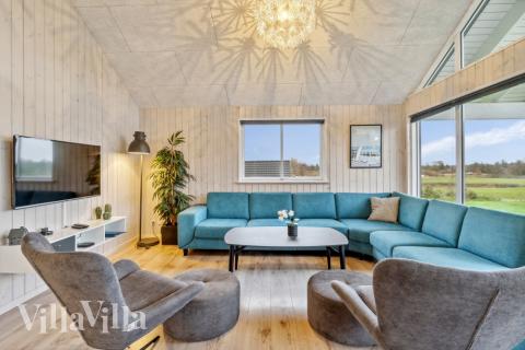 Soffhörnan i lyxstuga 397 i Nordsjälland.