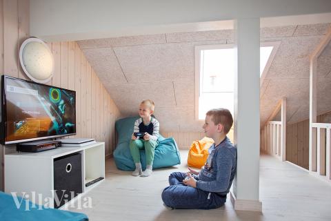 Några av de 22 sovplatserna finns på loftet i lyxstuga nr 398