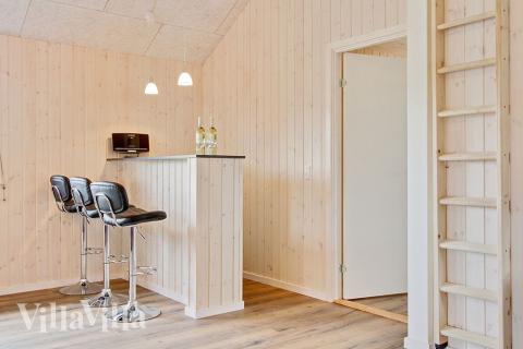 Sommarstuga 390 är utrustad med egen bar