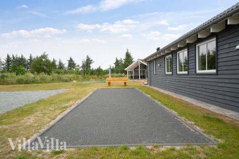 Förutom de många timmar som du kan tillbringa i stugans poolavdelning erbjuder lyxstuga 409 även många utomhusaktiviteter