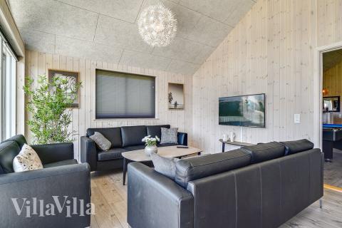 Lyxstuga nr 716 har ett fantastiskt vardagsrum.