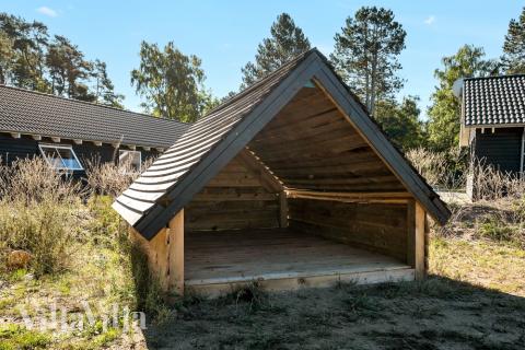 Förutom de många timmar som du kan tillbringa i stugans poolavdelning erbjuder lyxstuga 436 även många utomhusaktiviteter