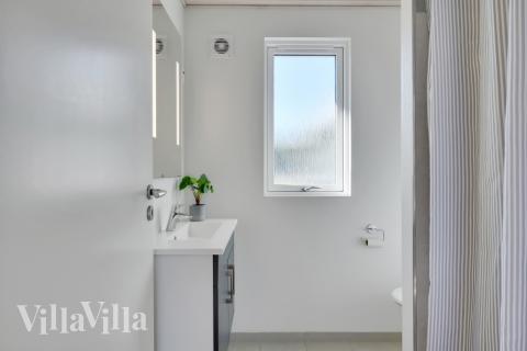 Ett av badrummen i lyxstuga nr 436