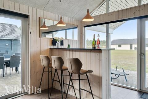 Sommarstuga 454 är utrustad med egen bar