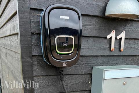 Förutom de många timmar som du kan tillbringa i stugans poolavdelning erbjuder lyxstuga 457 även många utomhusaktiviteter