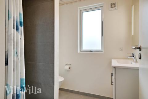 Ett av badrummen i lyxstuga nr 463