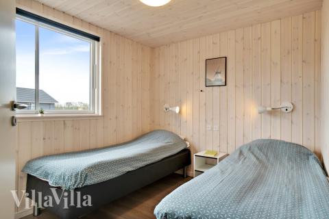 Ett av de 8 utmärkta sovrummen i lyxstuga nr 463 i Vestjylland.