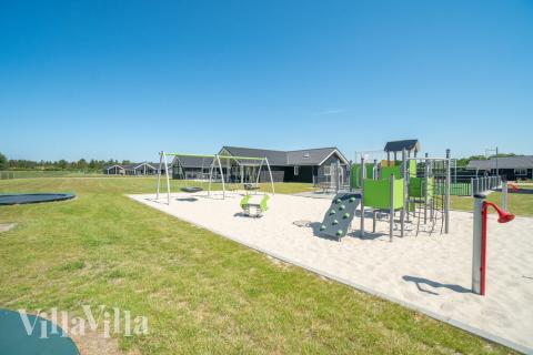 Förutom de många timmar som du kan tillbringa i stugans poolavdelning erbjuder lyxstuga 467 även många utomhusaktiviteter