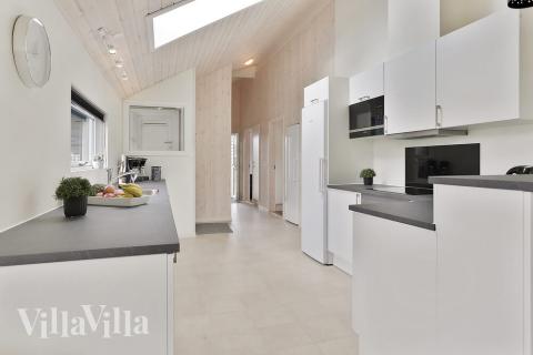 Välinrett kök i lyxstuga nr 452 i Lolland/Falster/Møn.