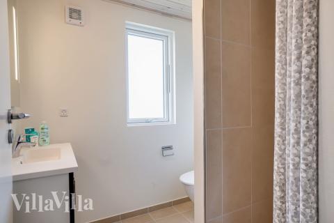 Ett av badrummen i lyxstuga nr 451