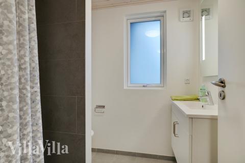 Ett av badrummen i lyxstuga nr 462