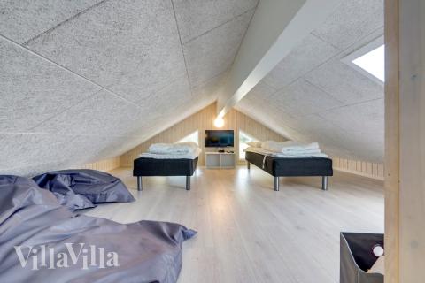 Det stora loftet i lyxstuga nr 470 för 24 personer