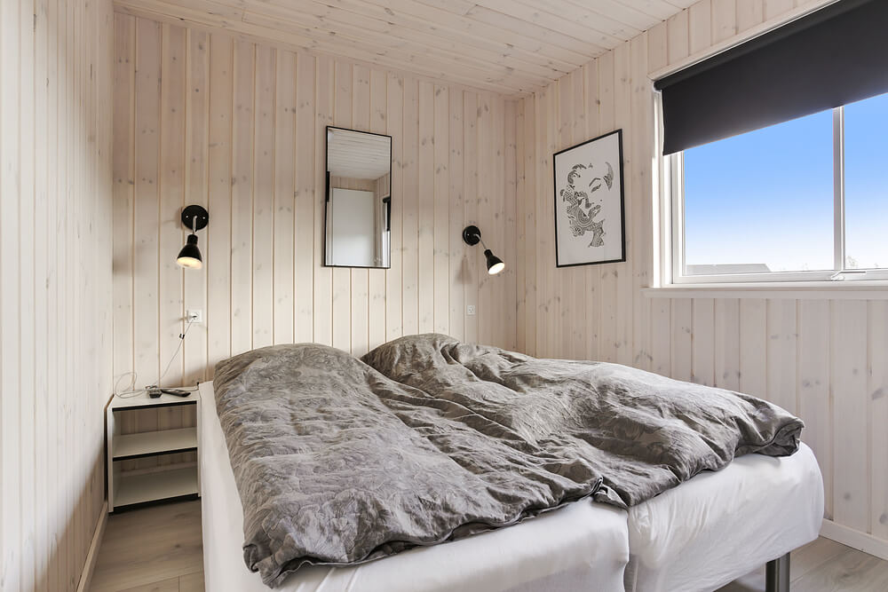 Ett av de 6 utmärkta sovrummen i lyxstuga nr 481 i Lolland/Falster/Møn.