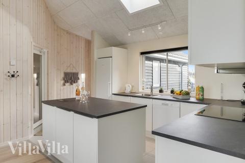 Köket i lyxstuga nr 481 är generöst inrett.