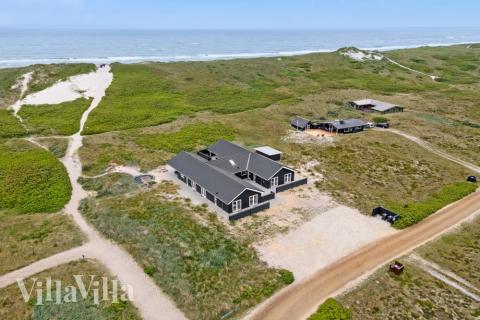 Den tjusiga sommarstugan nr 486 med gott om plats för upp till 20 personer