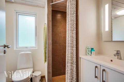 Ett av badrummen i lyxstuga nr 492