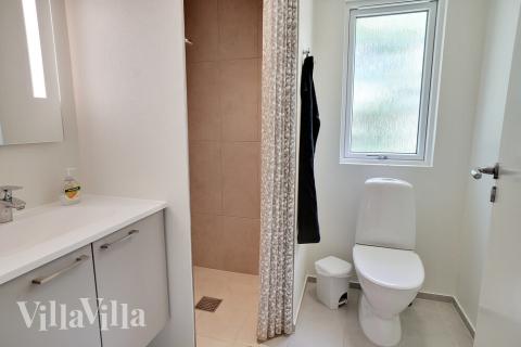 Ett av badrummen i lyxstuga nr 519