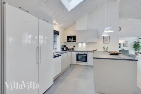 Välinrett kök i lyxstuga nr 511 i Lolland/Falster/Møn.