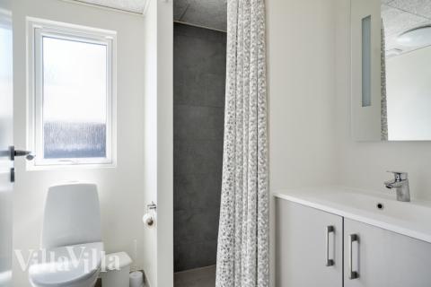 Ett av badrummen i lyxstuga nr 491