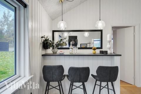 Sommarstuga 513 är utrustad med egen bar