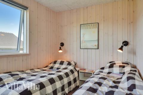 Ett av de 10 utmärkta sovrummen i lyxstuga nr 497 i Sydjylland.