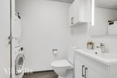 Ett av badrummen i lyxstuga nr 496