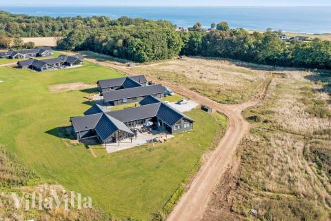 Den tjusiga sommarstugan nr 531 med gott om plats för upp till 30 personer