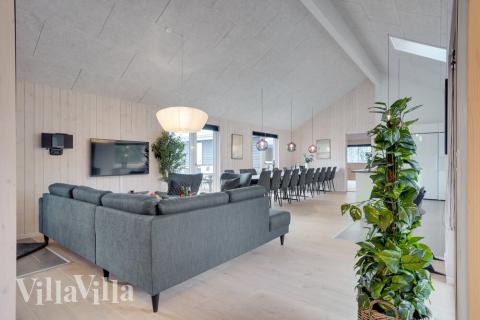 Vardagsrummet i lyxstuga nr 526.