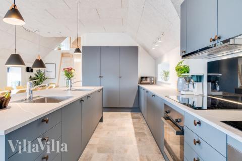 Köket i lyxstuga nr 528 är generöst inrett.