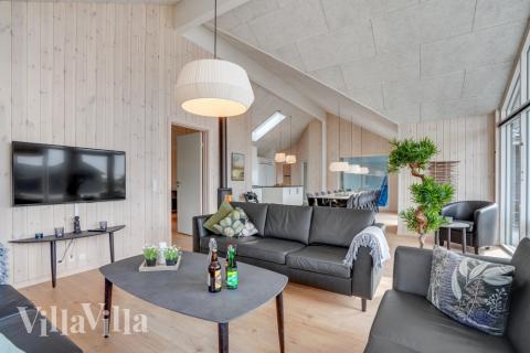 Soffhörnan i lyxstuga 488 i Sydjylland.