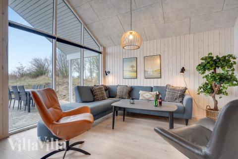 När ni besöker lyxhus nr 524 kan ni mysa tillsammans i sofforna.