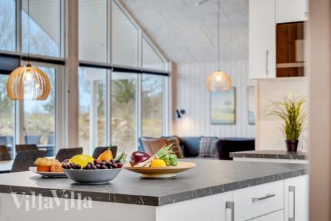 Köket i lyxstuga nr 524 är utrustat så att ni kan laga mat till 16 personer.