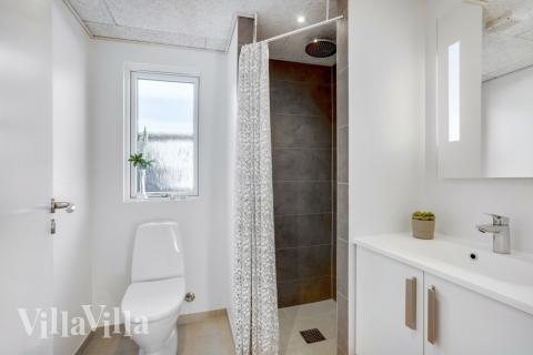 Ett av badrummen i lyxstuga nr 523