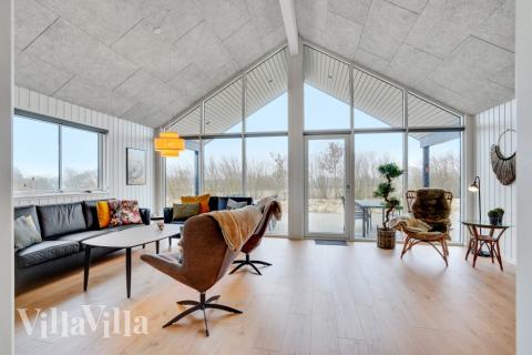 Vardagsrummet i lyxstuga nr 537.