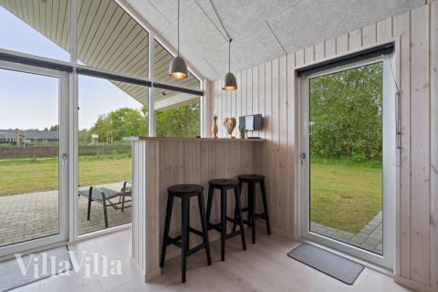 Sommarstuga 535 är utrustad med egen bar