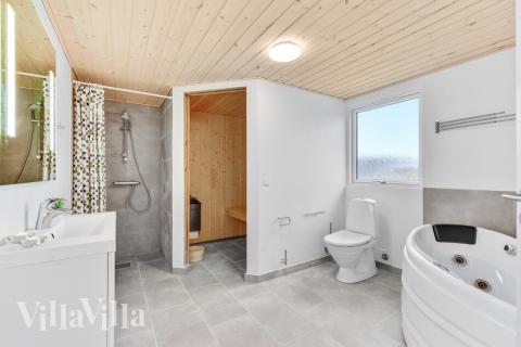 Ett av badrummen i lyxstuga nr 539