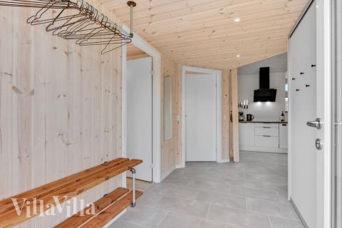 I entrén i lyxstuga 539 finns det gott om plats