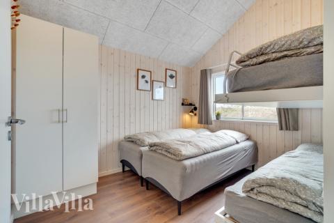 Sovrum i lyxstuga nr 546 i Limfjorden