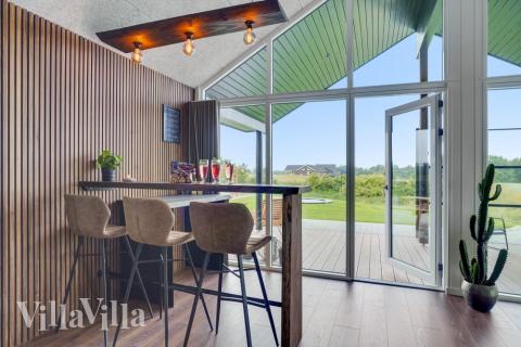 Sommarstuga 546 är utrustad med egen bar