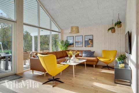 Soffhörnan i lyxstuga 568 i Vestjylland.