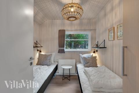 Sovrum i lyxstuga nr 571 i Sydjylland