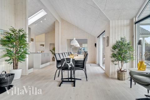 Lyxstuga nr 553 har ett fantastiskt vardagsrum.