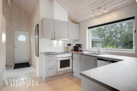 Välinrett kök i lyxstuga nr 578 i Lolland/Falster/Møn.