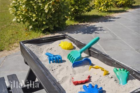 Utomhusaktiviteter kring sommarhus nr 578.