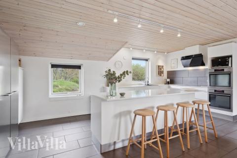 Köket i lyxstuga nr 557 är generöst inrett.