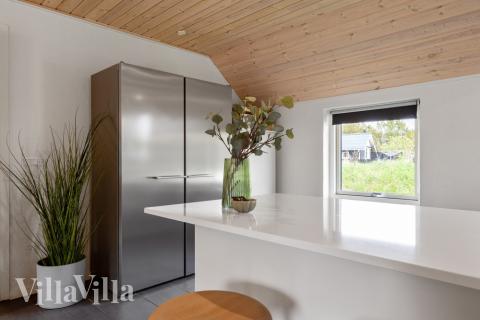 Välinrett kök i lyxstuga nr 557 i Vestjylland.